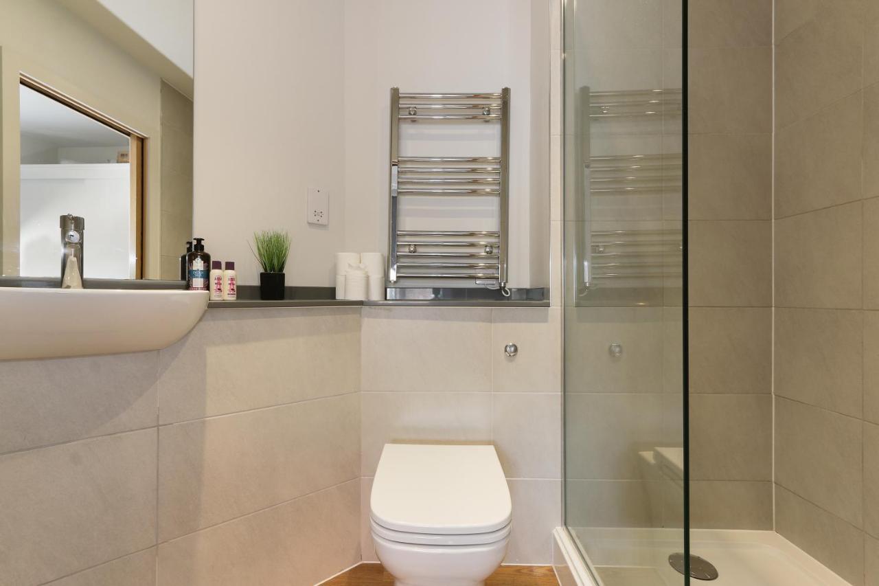 Modern 2-Bed Apartment, Free Parking, City Centre, Netflix & Pet Friendly - Hosted By Stay Host Save Шеффілд Екстер'єр фото