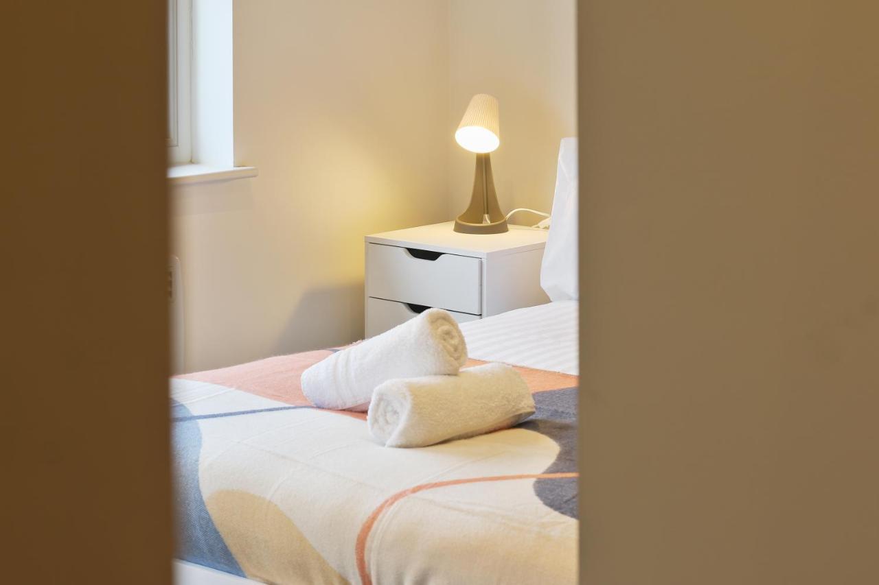 Modern 2-Bed Apartment, Free Parking, City Centre, Netflix & Pet Friendly - Hosted By Stay Host Save Шеффілд Екстер'єр фото