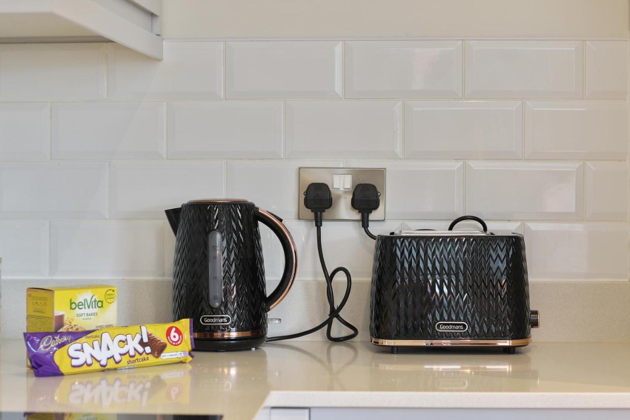 Modern 2-Bed Apartment, Free Parking, City Centre, Netflix & Pet Friendly - Hosted By Stay Host Save Шеффілд Екстер'єр фото