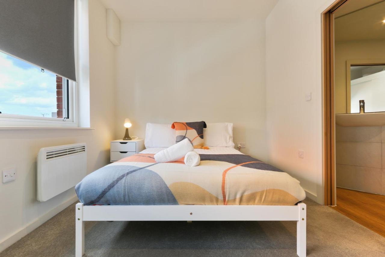 Modern 2-Bed Apartment, Free Parking, City Centre, Netflix & Pet Friendly - Hosted By Stay Host Save Шеффілд Екстер'єр фото